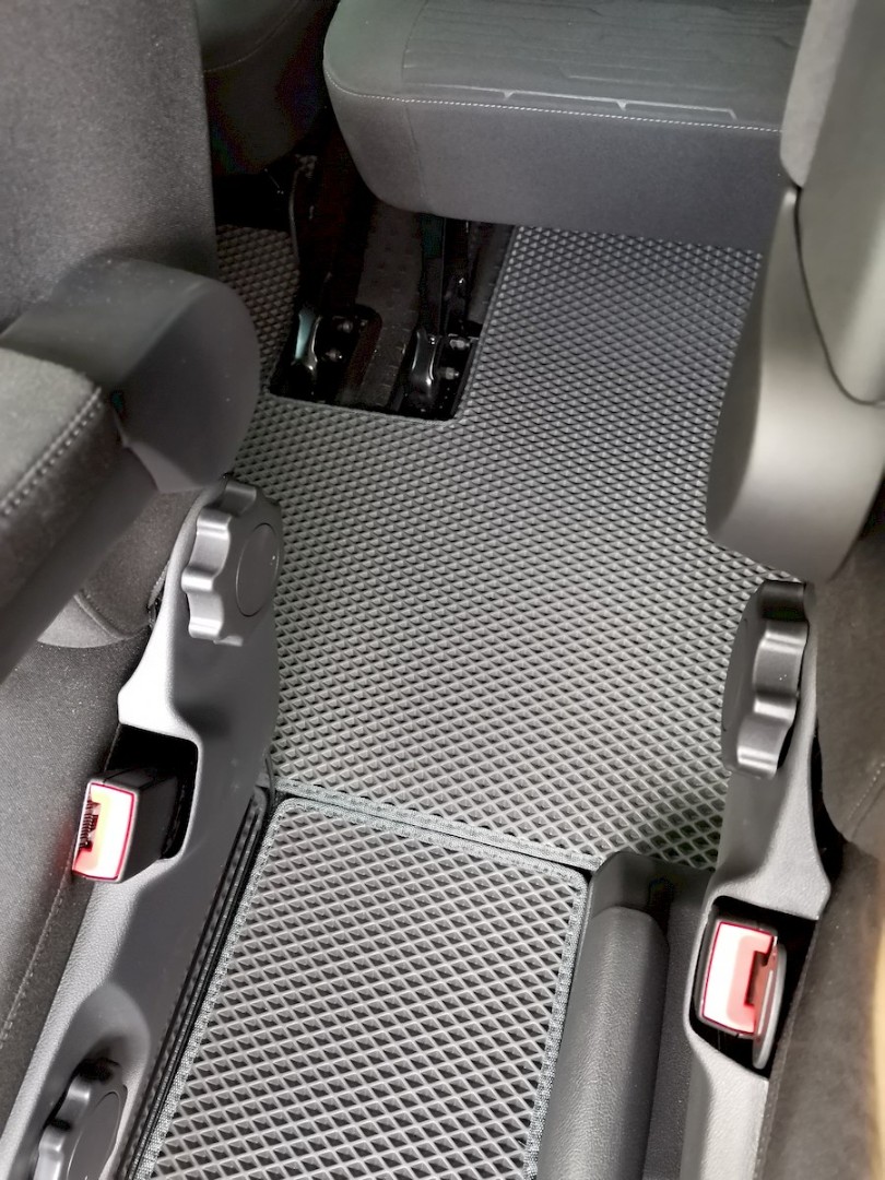 EVA автоковрики для Volkswagen T6 Caravelle 2015-2020 длинная база (одна сдвижная дверь) — IMG_20200619_170248 resized